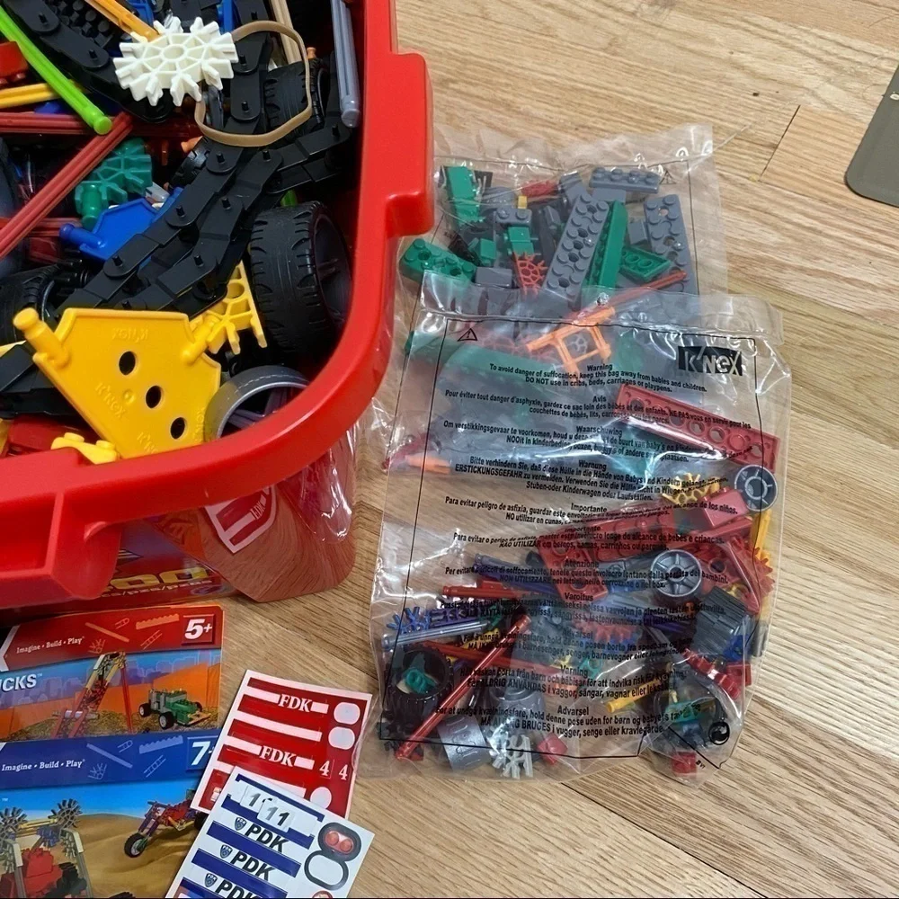 K-Nex Value Tub Building Pieces Kids Toys